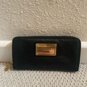 Marc Jacobs wallet